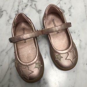 Tucker + Tate rose gold MaryJanes, Sz 8 little grl